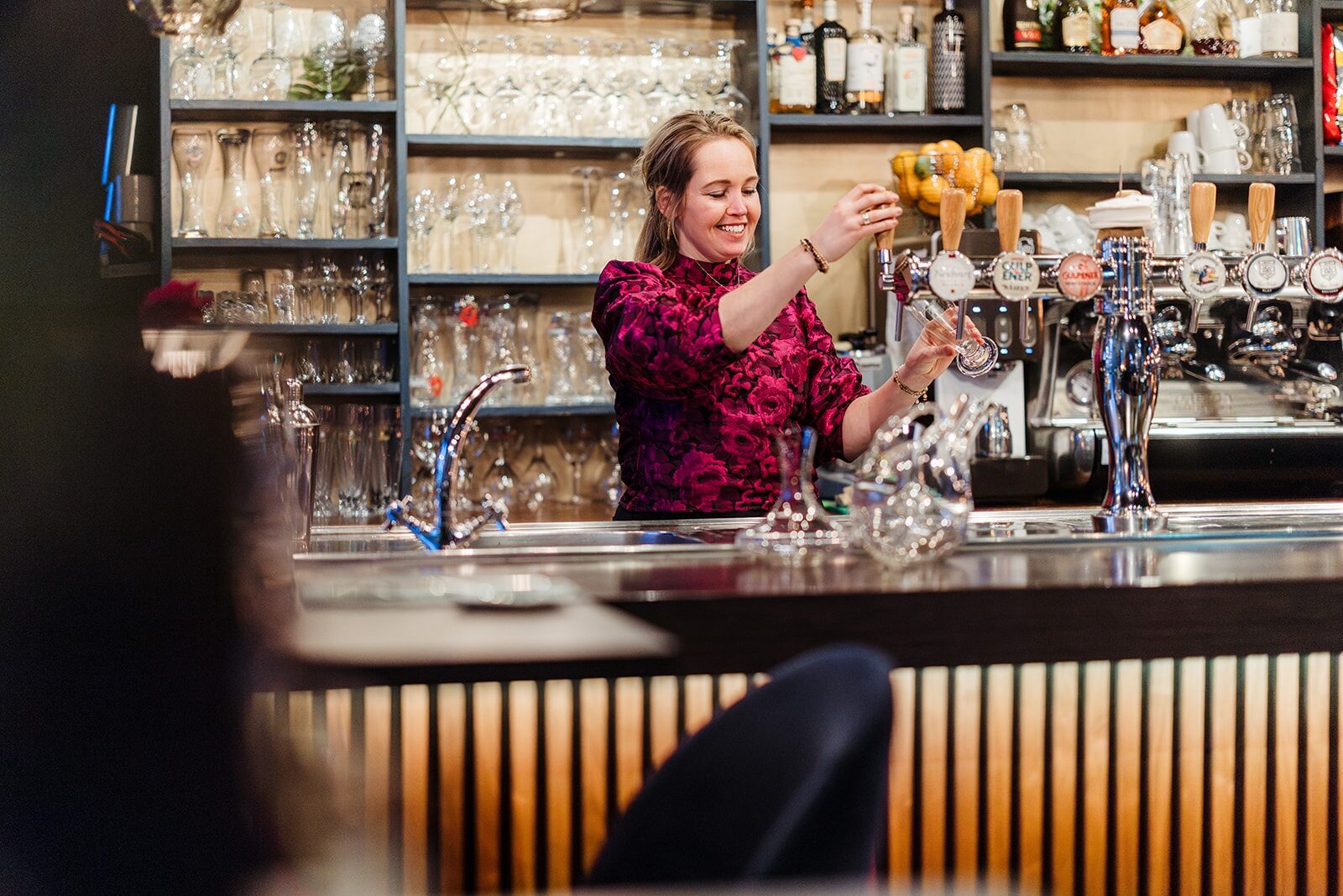 Aperitief aan de bar van De Oude Apotheek